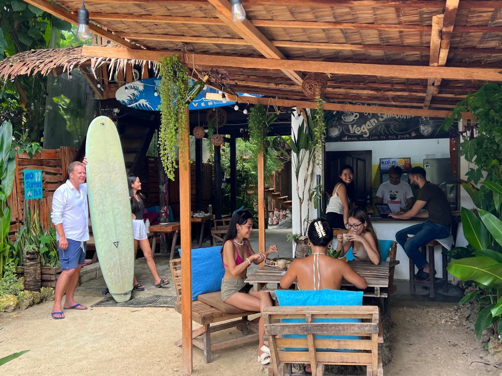 Wave Retreat Hostel เจเนอรัลลูนา ภายนอก รูปภาพ