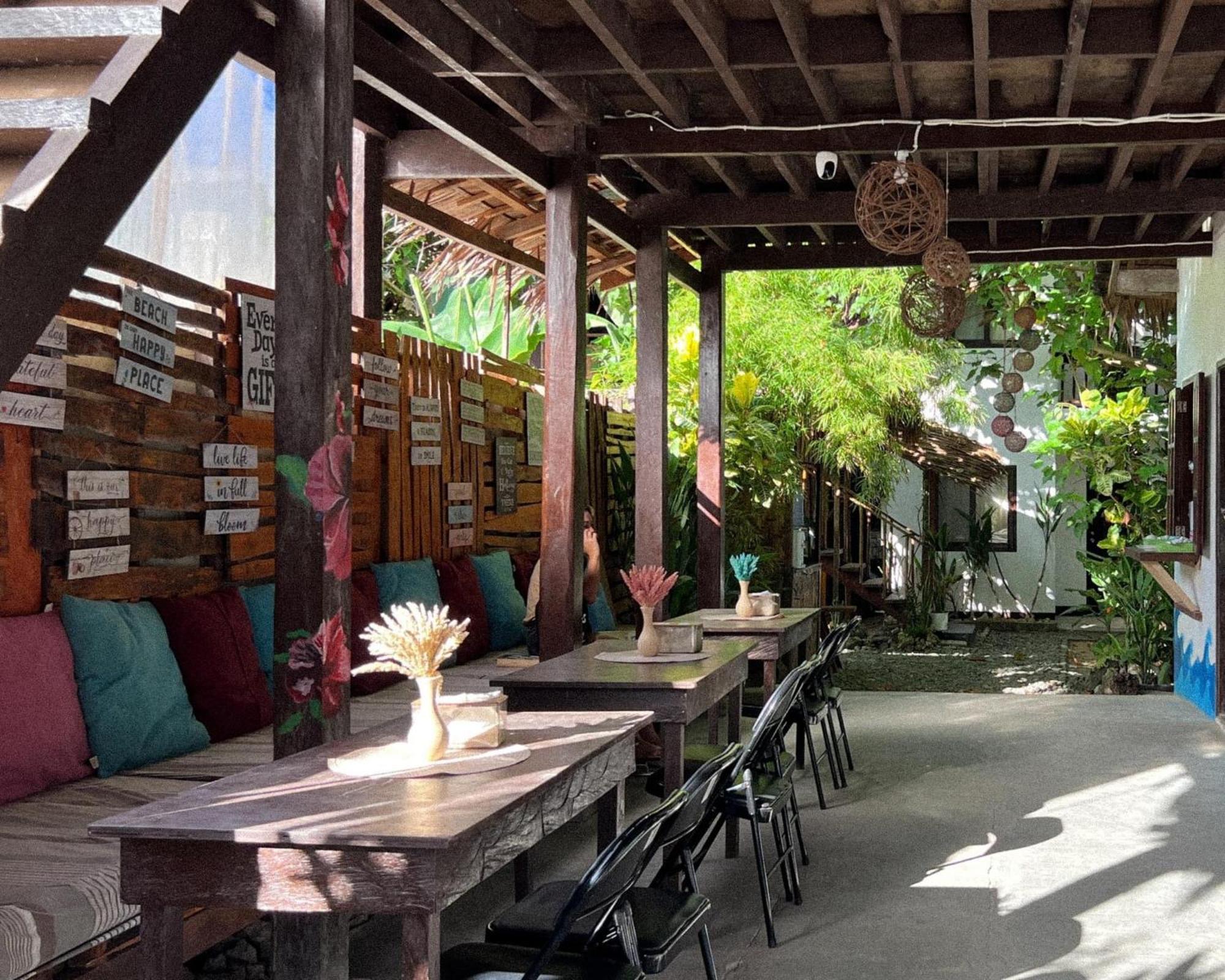 Wave Retreat Hostel เจเนอรัลลูนา ภายนอก รูปภาพ
