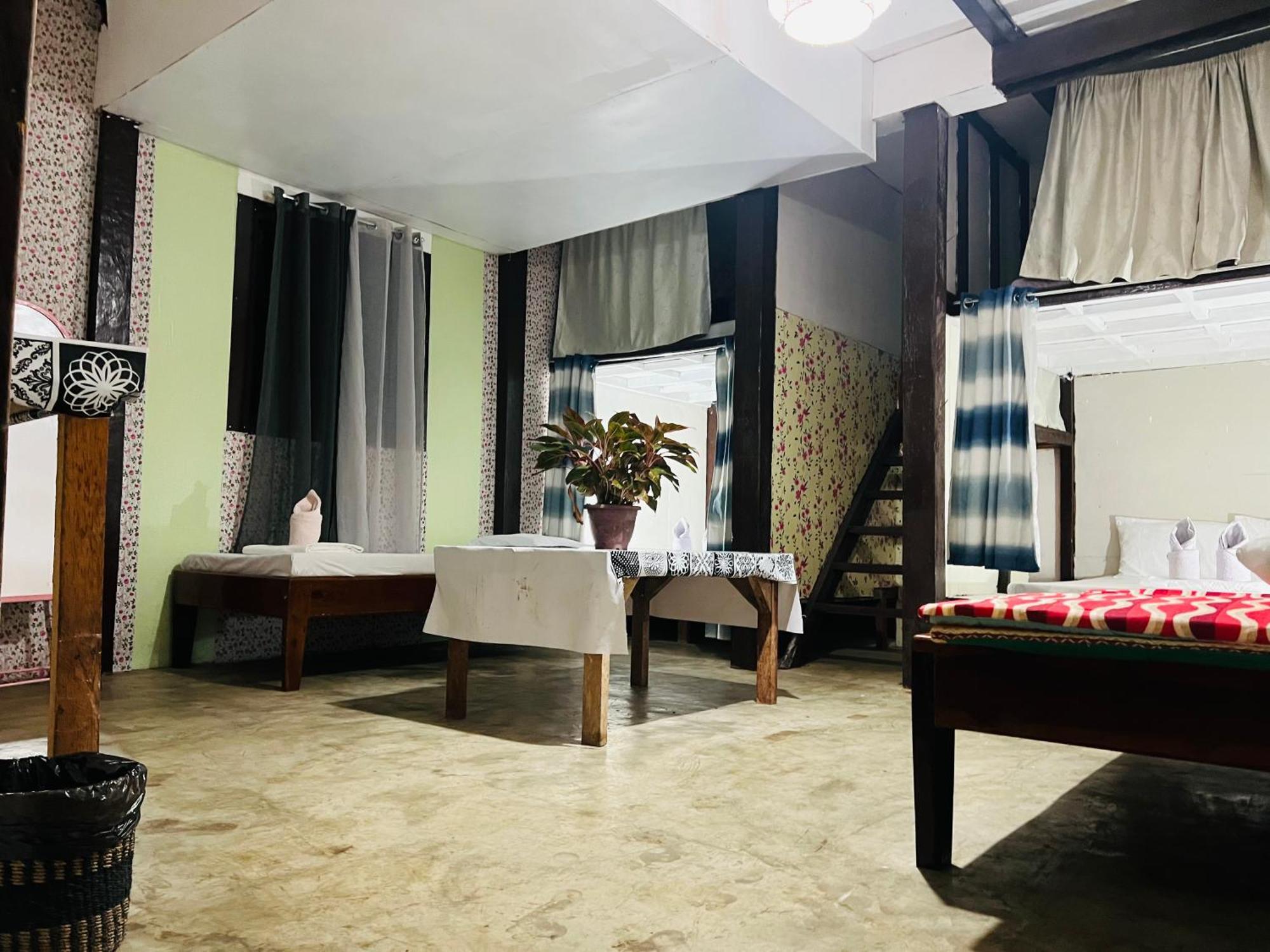 Wave Retreat Hostel เจเนอรัลลูนา ห้อง รูปภาพ